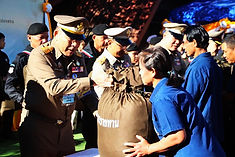 ท้องฟ้าสีฟ้าคราม