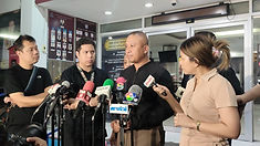 ท้องฟ้าสีฟ้าคราม