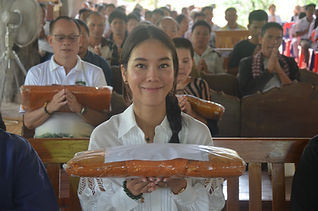 กล่องสีขาว.jpg
