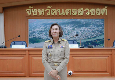 กล่องสีขาว.jpg