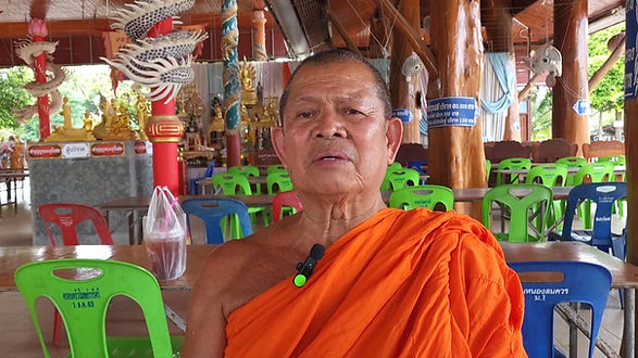 กล่องสีขาว.jpg