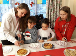 79711823_2517527021837404_29515184050326