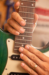 luthier 02.JPG