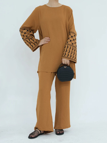 68825 MUSA DUA BALI 半袖カットソー Shazia Modest Wrinkle Two Piece Set (Top + Pants) | Jaela