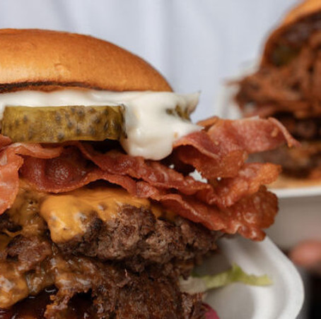 Burger with bacon and cheese