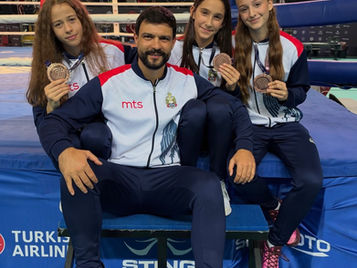 ČETIRI BRONZE ZA SRBIJU NA EVROPSKOM PRVENSTVU U TRABZONU: MLADI ORLOVI POTVRDILI DA BOKSERSKA BUDUĆNOST SRBIJE IMA SJAJAN TEMELJ