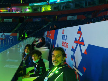 Дугогодишњи светски Бр. 1 у игри парова, Ненад Зимоњић бодри српске боксере