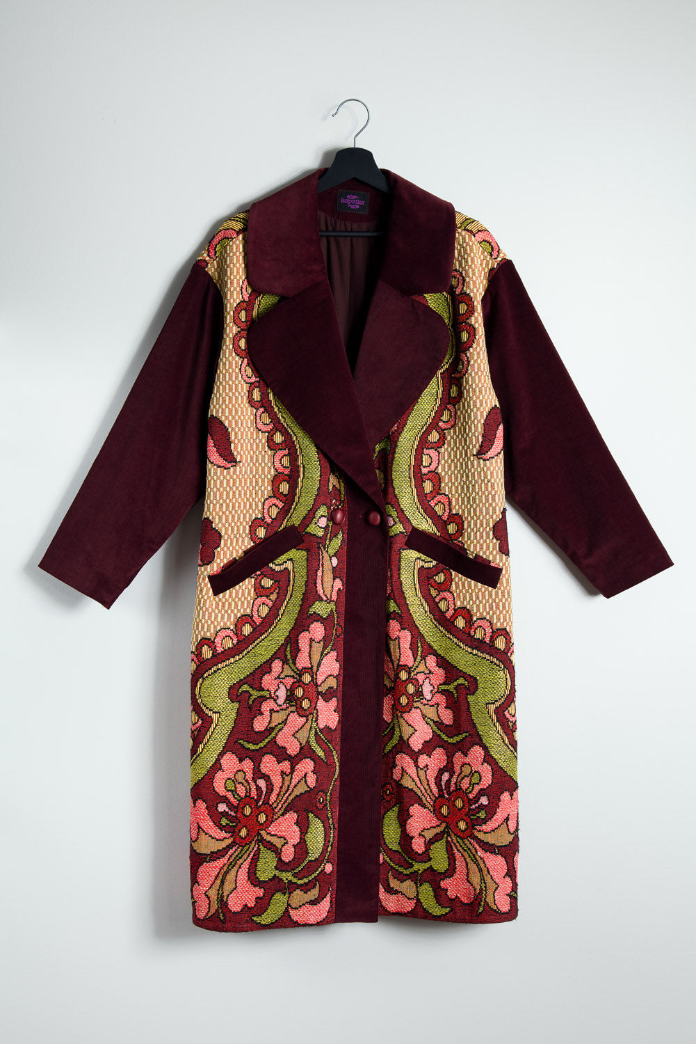 Płaszcz bordowy z kwiatowym wzorem S