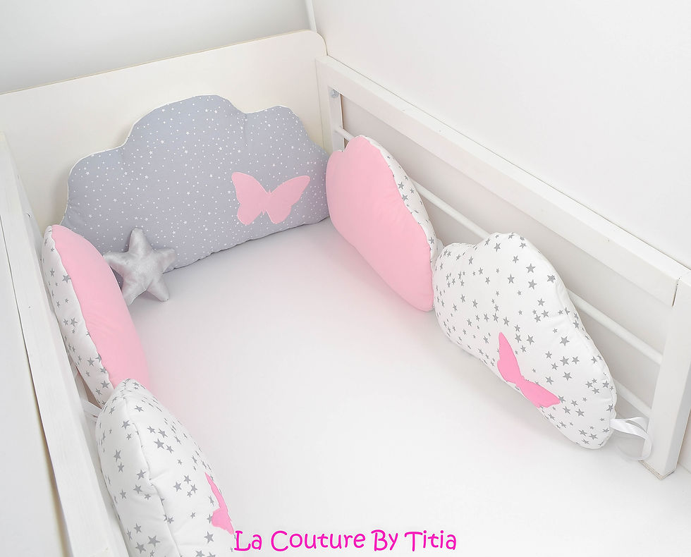 Miniature : Tour de Lit nuage 5 coussins pluie d'étoiles gris et papillon rose