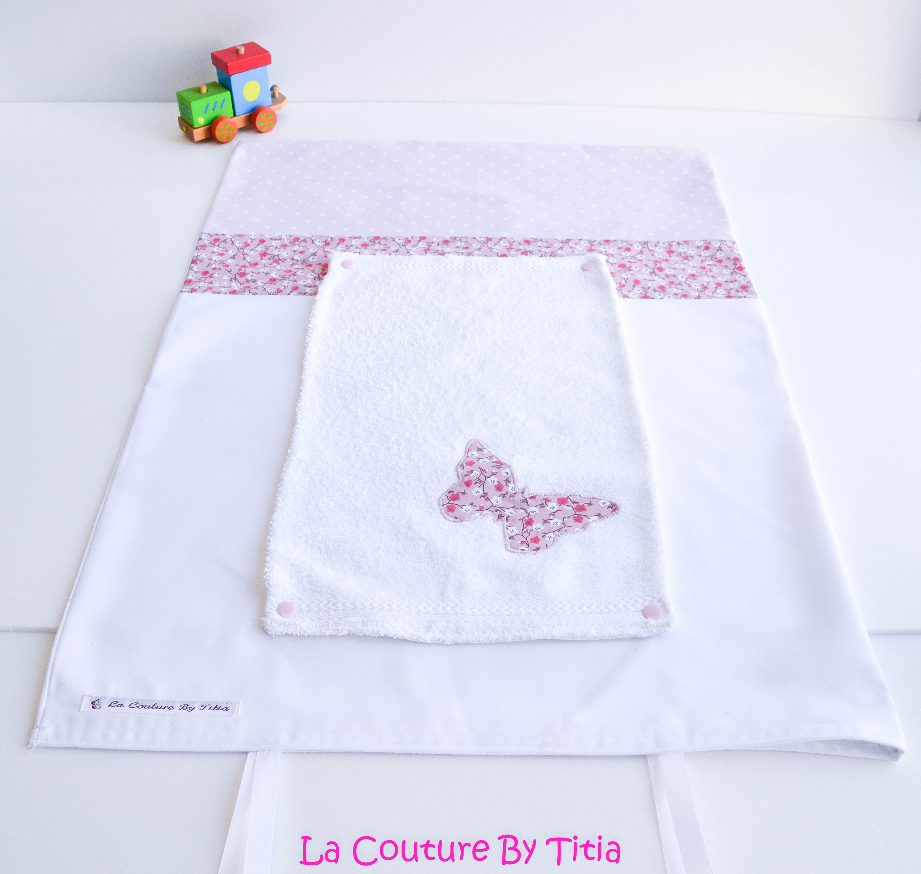 Housse de matelas à langer avec éponge shabby chic, blanc et papillon liberty