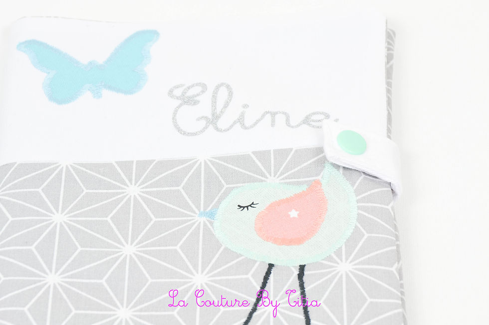 Miniature : Protège carnet de santé gris, corail, papillon turquoise et oiseau vert d'eau