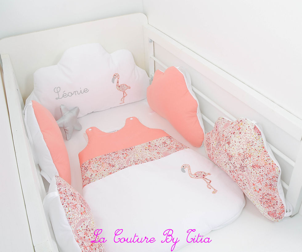 Thumbnail: White cloud bed and sleeping bag, coral and flamingo Liberty Adelajda