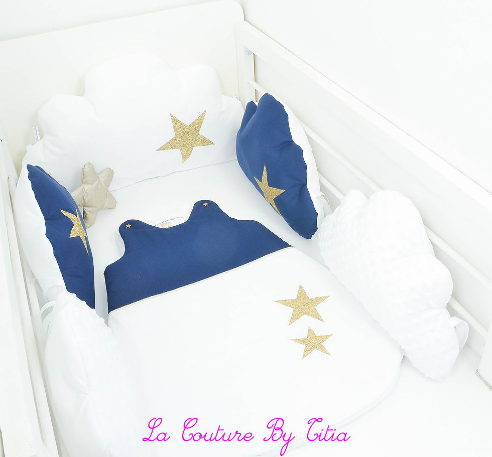 Miniature : Tour de Lit nuage et gigoteuse minky blanc, marine et étoiles or
