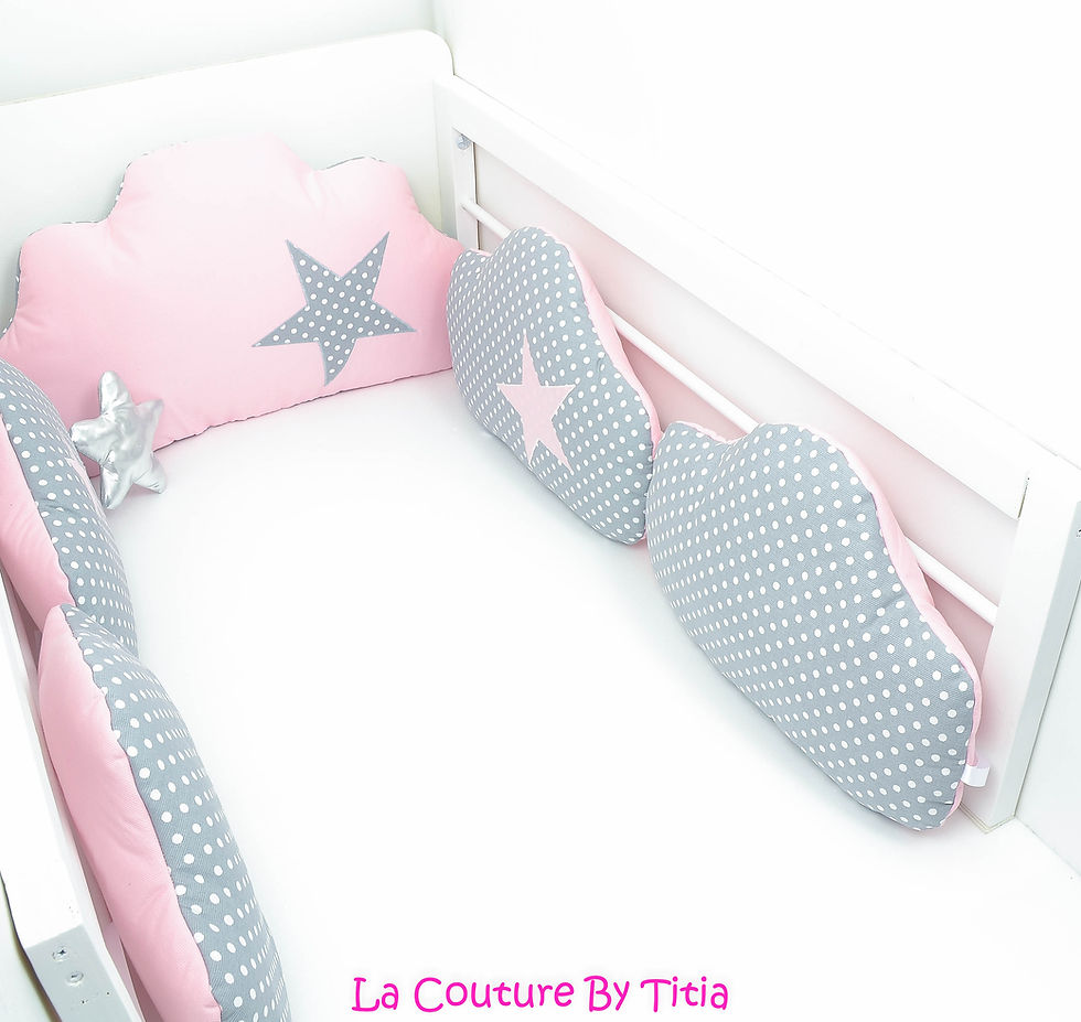 Miniature : Tour de Lit nuage 5 coussins gris à pois et étoiles rose