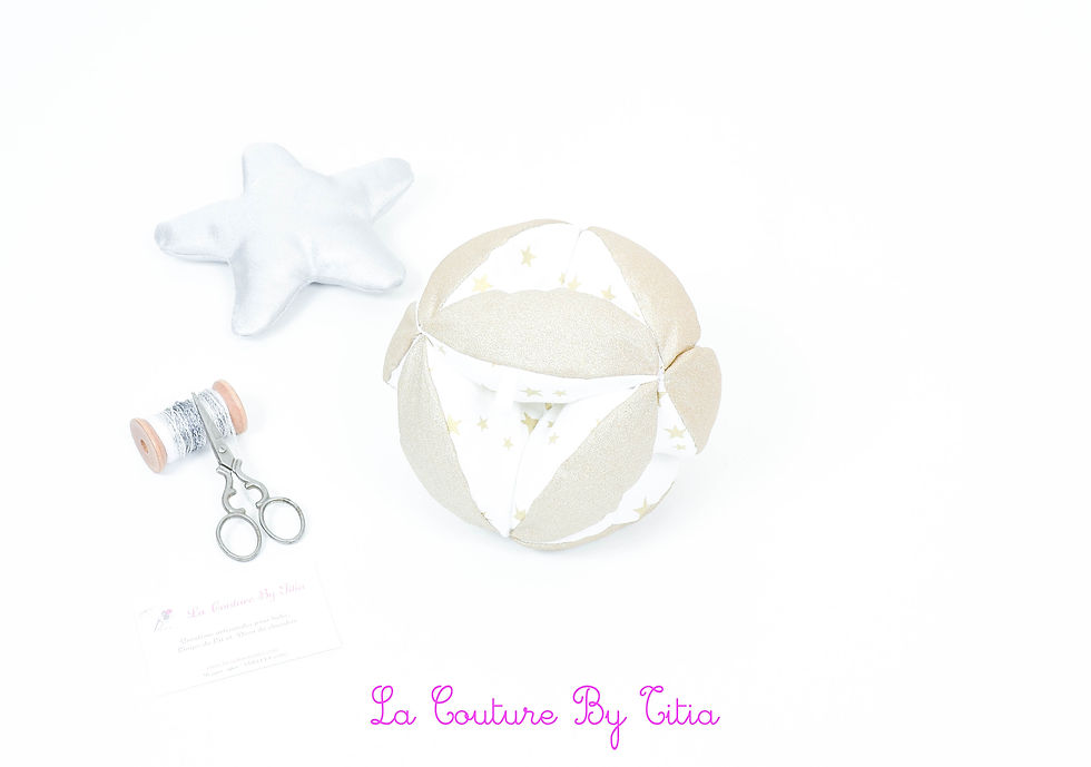 Miniature : Balle de préhension inspiration Montessori blanc et or