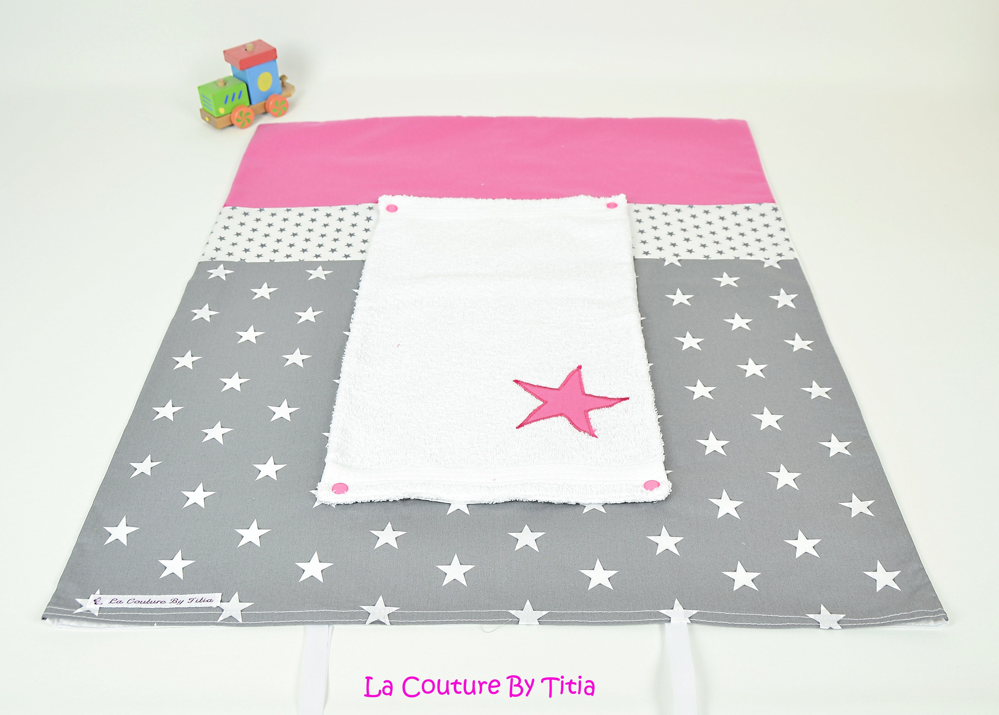 Housse de matelas à langer avec éponge gris anthracite et étoiles fuchsia