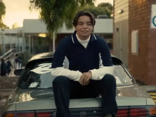 Zoe Terakes, ator de Fale Comigo, fala sobre banimento do filme no Kuwait