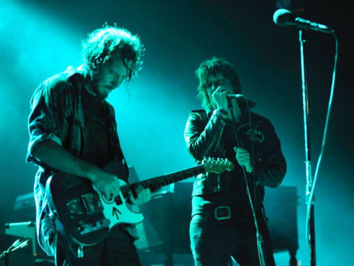 Confira Eddie Vedder se juntar ao The Strokes para ‘Juicebox’ em Seattle
