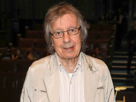 Bill Wyman discorre sobre sua saída dos Rolling Stones e sua vida desde então