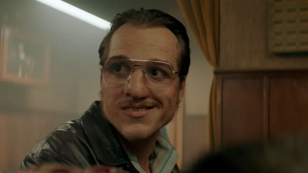 “O Bar Luva Dourada”