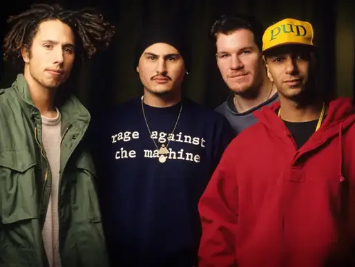 De acordo com baterista, o Rage Against The Machine não tocará novamente