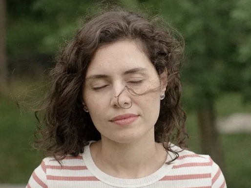 Ana Luísa Ramos apresenta suavidade e sentimentalismo no convidativo Solaris