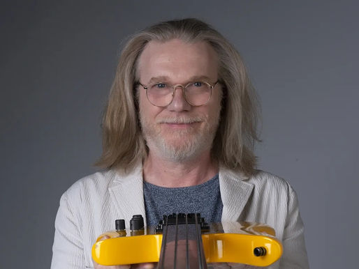 Humberto Gessinger traz visões e emoções imersivas no disco "Quatro Cantos de um Mundo Redondo"