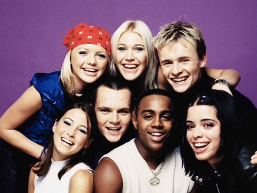 S Club 7 anuncia turnê comemorativa de 25 anos com shows no Reino Unido; confira