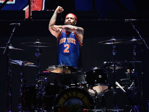Frank Ferrer lamenta saída do Guns N’ Roses após 19 anos: “Chateado porque esse capítulo chegou ao fim”