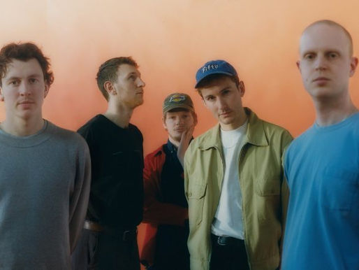 Squid lança novo single 'Swing (In A Dream)' e anuncia novo álbum; ouça