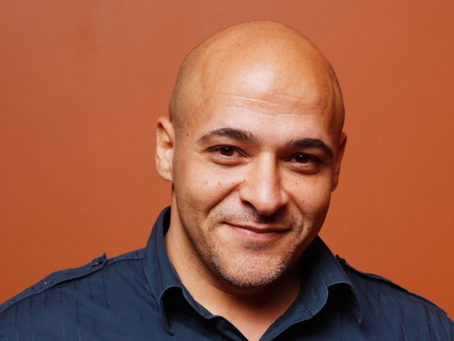 Mike Batayeh, ator de Breaking Bad, morre aos 52 anos