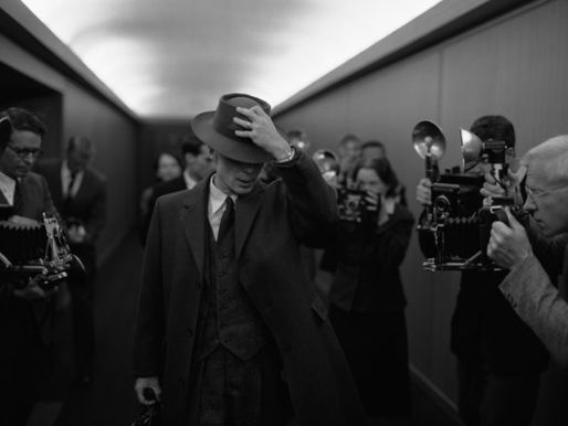 Primeiras reações de 'Oppenheimer' enaltecem o épico “assombroso” de Christopher Nolan