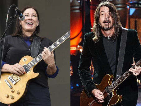 Dave Grohl toca 'Gigantic' do Pixies com The Breeders em show beneficente; confira