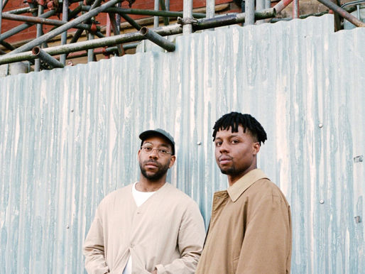 Space Afrika: e o Encontro do Experimentalismo com a Música Ambiente em 'Honest Labour'