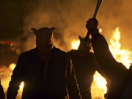 Dica Netflix: 'Estranhos Em Casa' um filme violento e frenético com abordagens polêmicas.