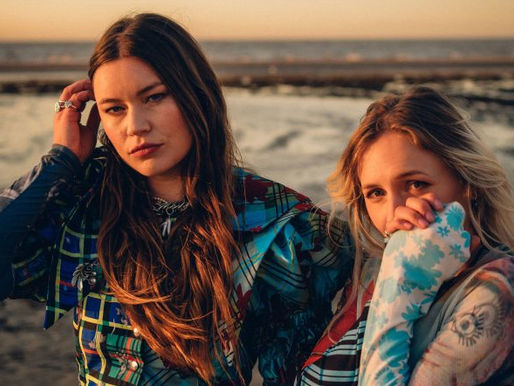 Unknown Mortal Orchestra lança versão bizarra para o hit 'Chaise Longue' do Wet Leg