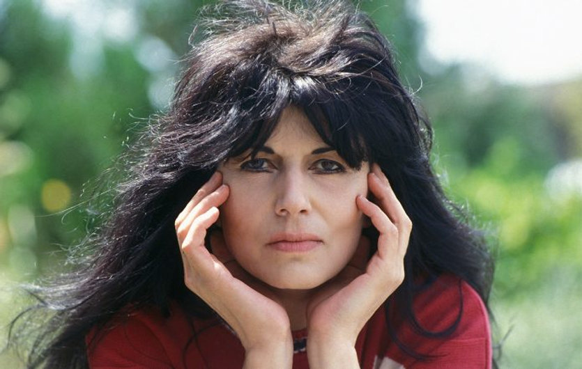 Morre a cantora francesa Catherine Ribeiro aos 82 Anos