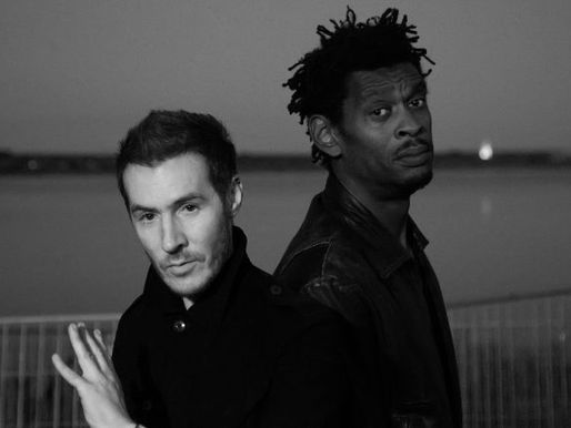 Massive attack cancela shows de sua turnê devido a problemas de saúde de um dos membros.