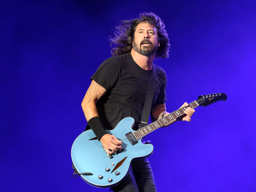 Dave Grohl revela data de lançamento do disco de metal 'Dream Widow'