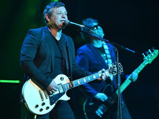 Manic Street Preachers dá indícios de uma possível reedição de 'Know Your Enemy'