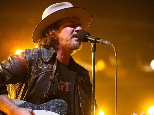 Pearl Jam revela data de lançamento do novo álbum 'Dark Matter' e Lança Faixa-Título