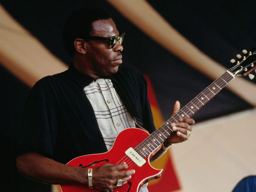 O guitarrista de blues Joe Louis Walker.