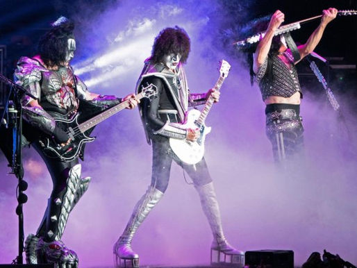 Paul Stanley revela que não está nem um pouco motivado para escrever novas músicas do Kiss