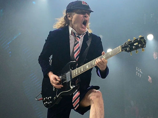 Angus Young - AC/DC