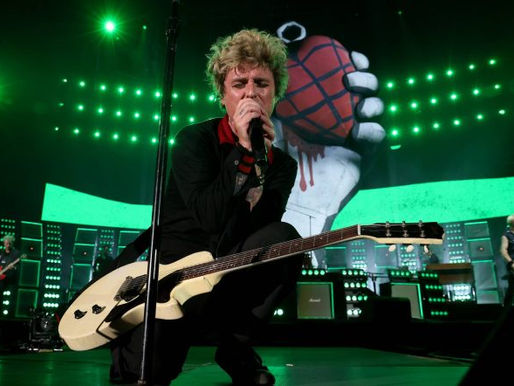 Green Day compartilha faixas inéditas da reedição de 20 anos de 'American Idiot'