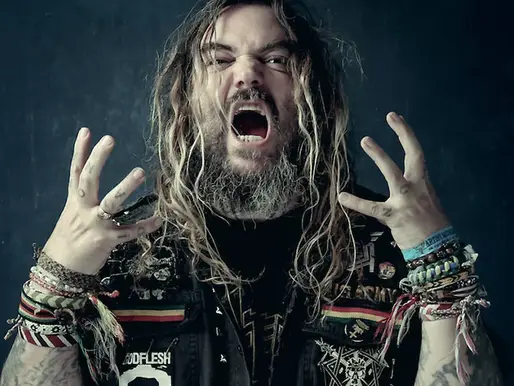 Max Cavalera revela estilo de vida offline e reflexões sobre redes sociais