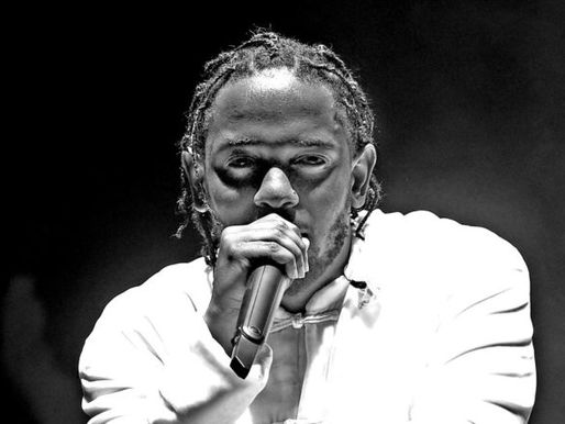 Kendrick Lamar compartilha foto misteriosa dando indícios de que o próximo álbum pode ser duplo