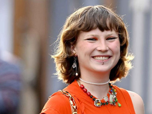 Ísadóra, Filha de Björk, lança seu primeiro single 'bergmál'; ouça