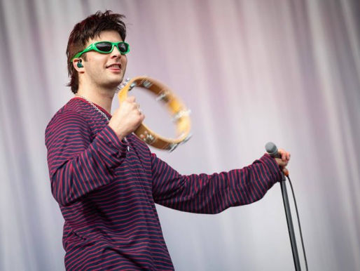 Fontaines DC anuncia show intimista em Londres para lançamento do novo disco 'Romance'