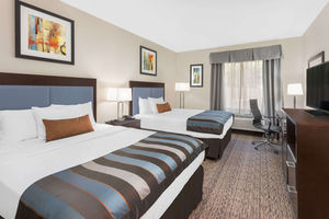 How to Choose the Best Hotel Roller Shade Suppliers for Your Property